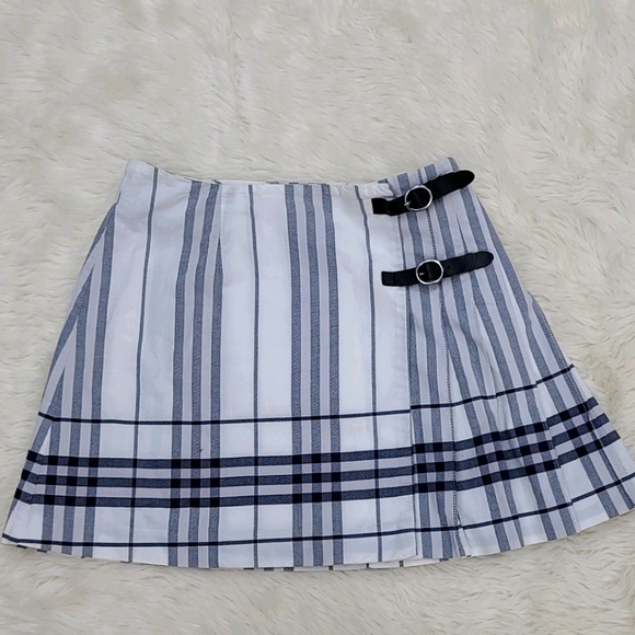 Authentic Girls Burberry Pleated Plaid Skirt SZ 10